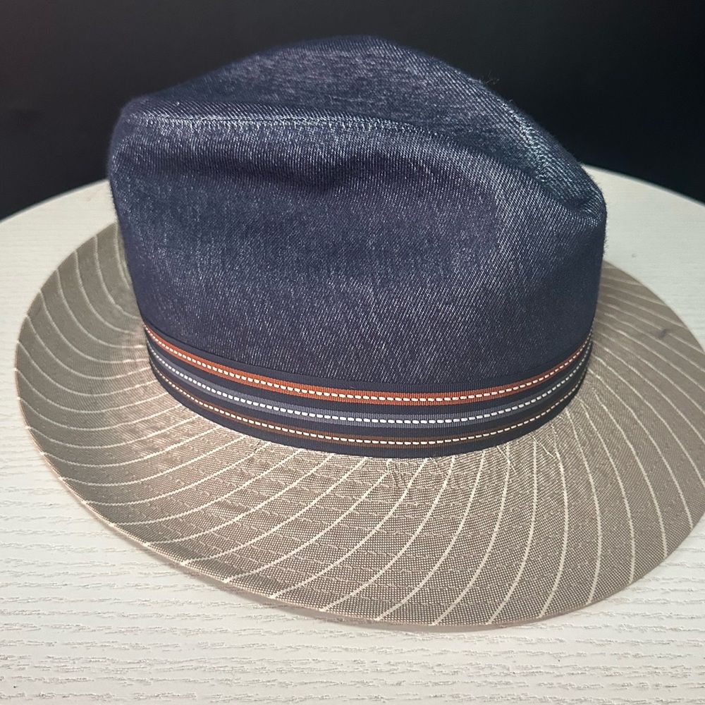 BARNEYS New York fedora